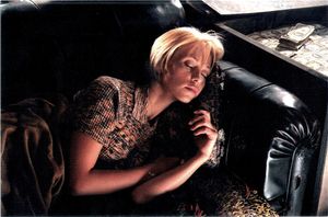 영화 Ristumine peateega(1999)에서 라우라 역을 맡은 피레트 칼다