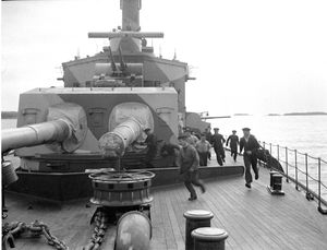 앞에서 본 "배이내뫼이넨"(1942년 6월 20일)