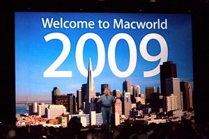 2009년도 맥월드 엑스포에서 필립 실러