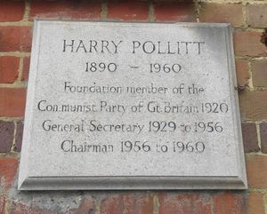 골더스 그린 화장터에 있는 폴릿 기념 현판