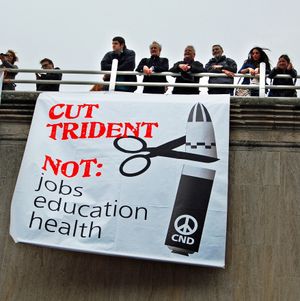 2011년 3월의 핵군축 캠페인 배너