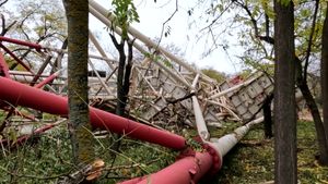 철수 전에 러시아군에 의해 폭파된 헤르손 TV 타워