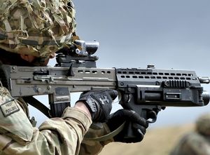 L85A2 소총에 장착된 AG36