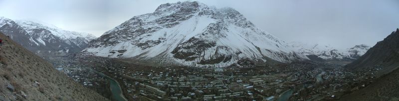 북쪽에서 바라본 호로그 전경