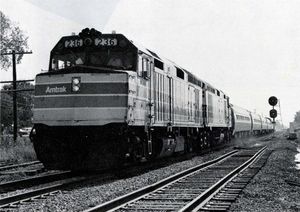 1980년 10월 3일, 최초의 북행 후시어 스테이트