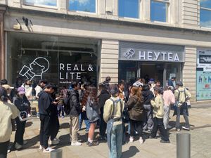 희차 맨체스터 피카딜리 가든 매장