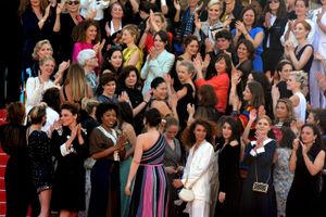 2018년 칸 영화제에서 성별 임금 격차 및 기타 성 불평등에 항의하는 여성 영화 제작자들