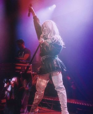 2019년 공연 중인 슬레이터