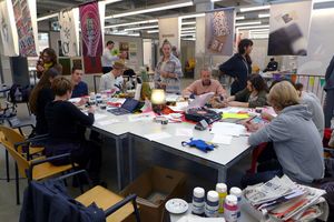 작업에 몰두하는 아른험 캠퍼스 학생들