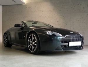 애스턴 마틴 밴티지 SP10 로드스터