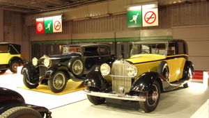 Monument historique}}로 지정되었으며, 파리 국립 자동차 박물관에 전시되어 있다.