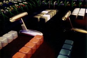 페이더와 여러 단추가 있는 믹서를 3차원 그림으로 나타낸 모습