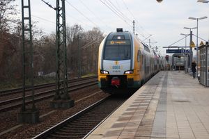 베를린 RE4 노선의 슈타들러 FLIRT 3