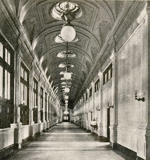 20세기 초 오하이오주 톨레도의 주요 우체국에 있는 원통형 궁륭