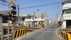 잇폰마쓰역 동쪽에 있는 단선 철도 건널목