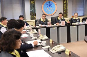 2016년 2월 2일 지카열 법정 전염병 지정에 따라 발족한 중앙유행전염병지휘센터 회의에 참석한 장산정