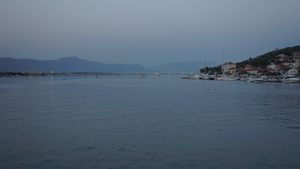 치오보섬-본토 다리 방향의 모습