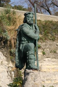 산탄데르의 칸타브리인 조각상.