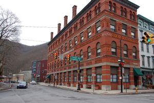 리하이 석탄 및 항해 회사(LC&N)의 본사 (모치 청크, 현재 짐 소프). 1822년에 설립되어 1985년에 해산된 이 회사는 미국 산업 혁명을 주도했다.