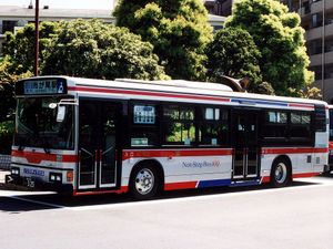 논스텝 차량도큐 버스KC-HU2PPCE