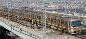 대저역에 도착하는 3000호대 전동차