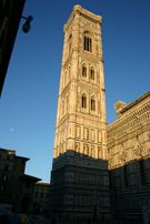 조토의 종탑(1387년 완성)