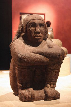 소치필리의 조각상