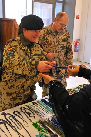 트로펜타른 상의와 파카.