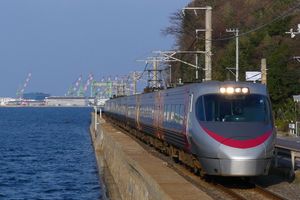 마쓰야마 - 오카야마·다카마쓰를 잇는 요산선의 특급 시오카제·이시즈치