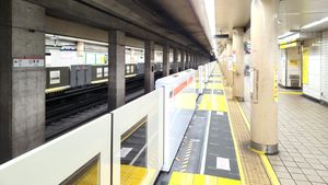 2023년 6월 10일 아사쿠사선 승강장