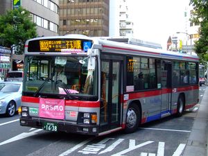 버스에 게시되는 전면막(도큐버스(東急バス)의 예)