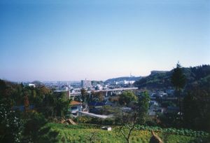 1990년 12월, 모무라에서 본 이나기역, 요미우리랜드 방향