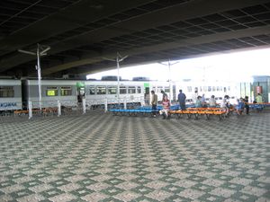 승강장(2006년 8월)