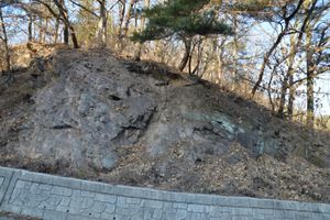 상주시 화동면 어산리 어산로 도로변