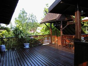 차오 퐁캄 하우스 발코니