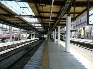 게이오 선 승강장