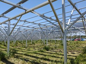 지바현 소사시에 있는 농업형 태양광 발전 사례