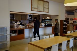 미술관 숍 옆에 있는 카페 오구라야마(2014년 2월)