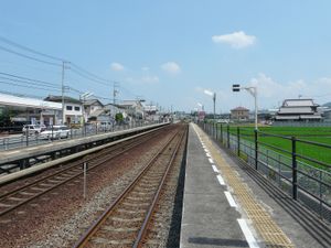 고타카마쓰 남쪽에서 바라본 승강장 (2007년 7월)