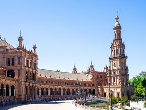 스페인 광장 남쪽 날개