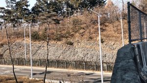 범물터널 동부 범안로 절개사면의 노두대구광역시 수성구 지산동 1574