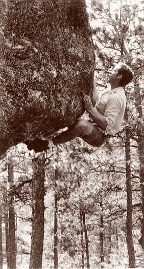 존 길이 1963년 블랙힐즈(Black Hills)의 더 스캐브(The Scab)에서 등반하는 모습