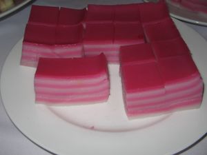 쿠이 라피스(Kuih lapis)