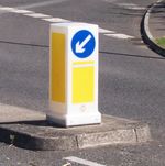 교통 유도용 볼라드