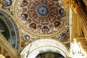 돌마바흐체 궁전의 대홀