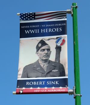 프랑스 앙고빌오플랭에 있는 로버트 싱크 배너