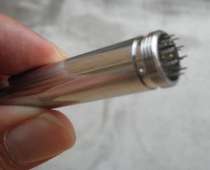 접촉침의 하나인 「집모침」