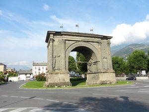 아우구스투스 개선문