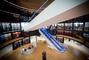 버밍햄 도서관(Library of Birmingham) 내부 일부