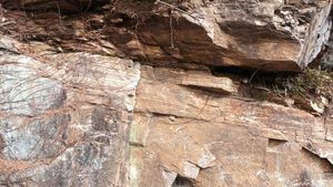 평창군 방림면 계촌리 산 188-2, 지방도 제420호선 도로변 노두